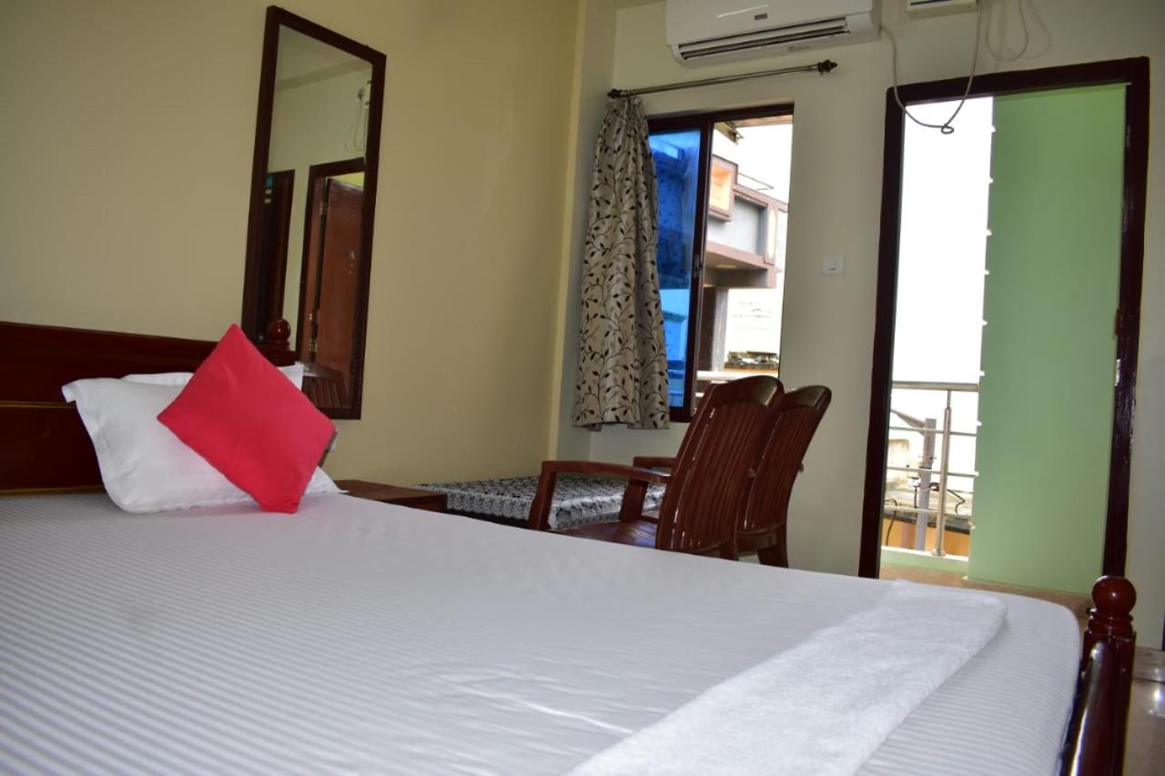 Hotel Lovely Inn ! Puri Purí Exteriér fotografie